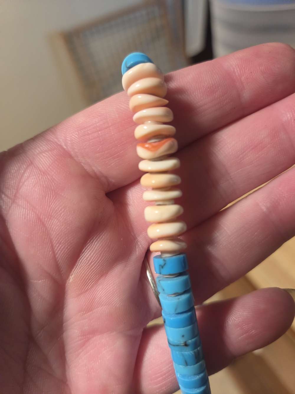 Santo Domingo Style Turquoise And Conch Shell Necklace - Picture 3 of 4